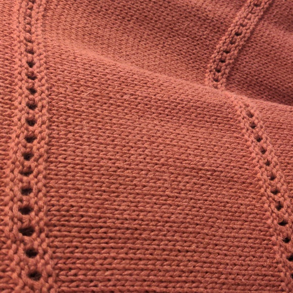 🌼 Sweater 🌼 - Picture 4 of 6